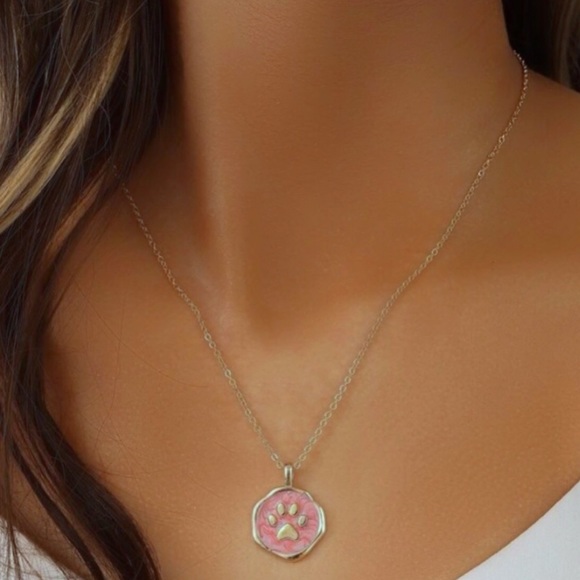 ✨3for$38 New Minimalist Paw Print Gold & Pink Charm Necklace - Picture 4 of 14